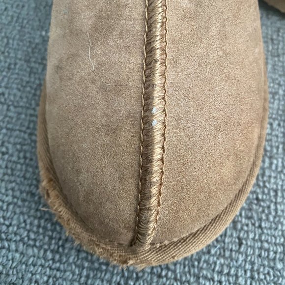 HONEY TAN SUEDE AND FLEECE SHORT UGG BOOT SLIPPERS SIZE 6 AUSSIE - Picture 2 of 6